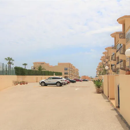 Apartamento Lovely 2 Bedroom In Punta Prima Alicante