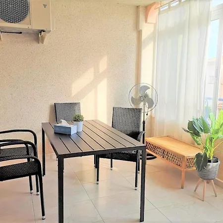 Lovely 2 Bedroom In Punta Prima Alicante